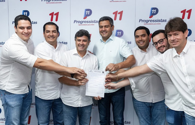 Danniel Godoy filia-se ao Partido Progressista.
