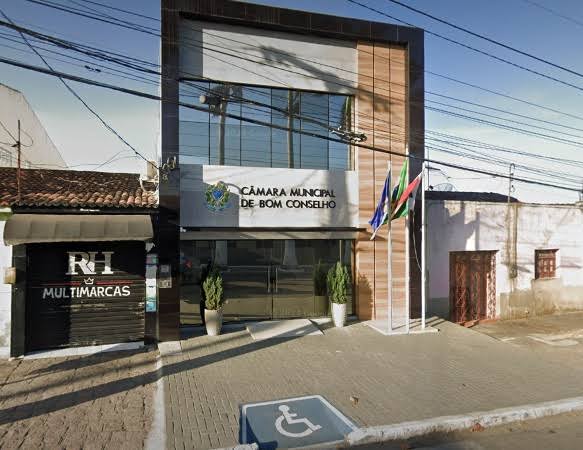 Por 12 votos a 1 Câmara derruba veto do prefeito e garante retroativo da Guarda  Municipal em Bom Conselho.