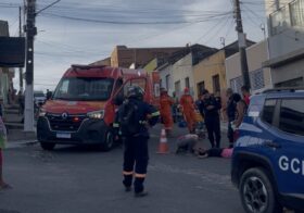 Colisão entre carro e moto deixa adolescente ferida em Bom Conselho