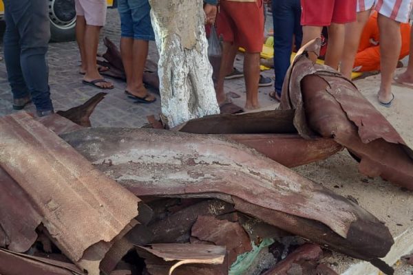 Adolescentes ficam feridos após pneu de motocicleta estourar em Bom Conselho