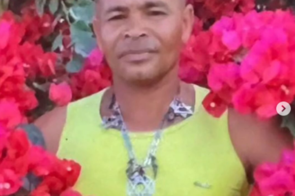 Tragédia na Rainha Isabel: Homem é baleado com bebê no colo e morre