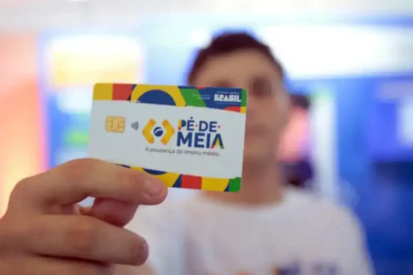 MEC DIVULGA CALENDÁRIO DO PÉ-DE-MEIA 2026: ALUNOS PODEM RECEBER ATÉ R$ 1.200