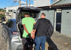 JOVEM É PRESO EM FLAGRANTE POR INJÚRIA MEDIANTE VIOLÊNCIA CONTRA A SOGRA EM CORRENTES