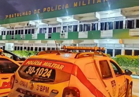 INUSITADO: HOMEM BUSCA AJUDA EM BATALHÃO DA PM APÓS SOFRER AGRESSÃO DA ESPOSA EM ARAPIRACA